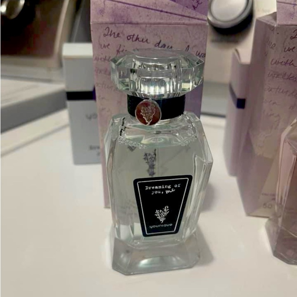 YOUNIQUE! DREAMING of YOU, ME (tested only!)